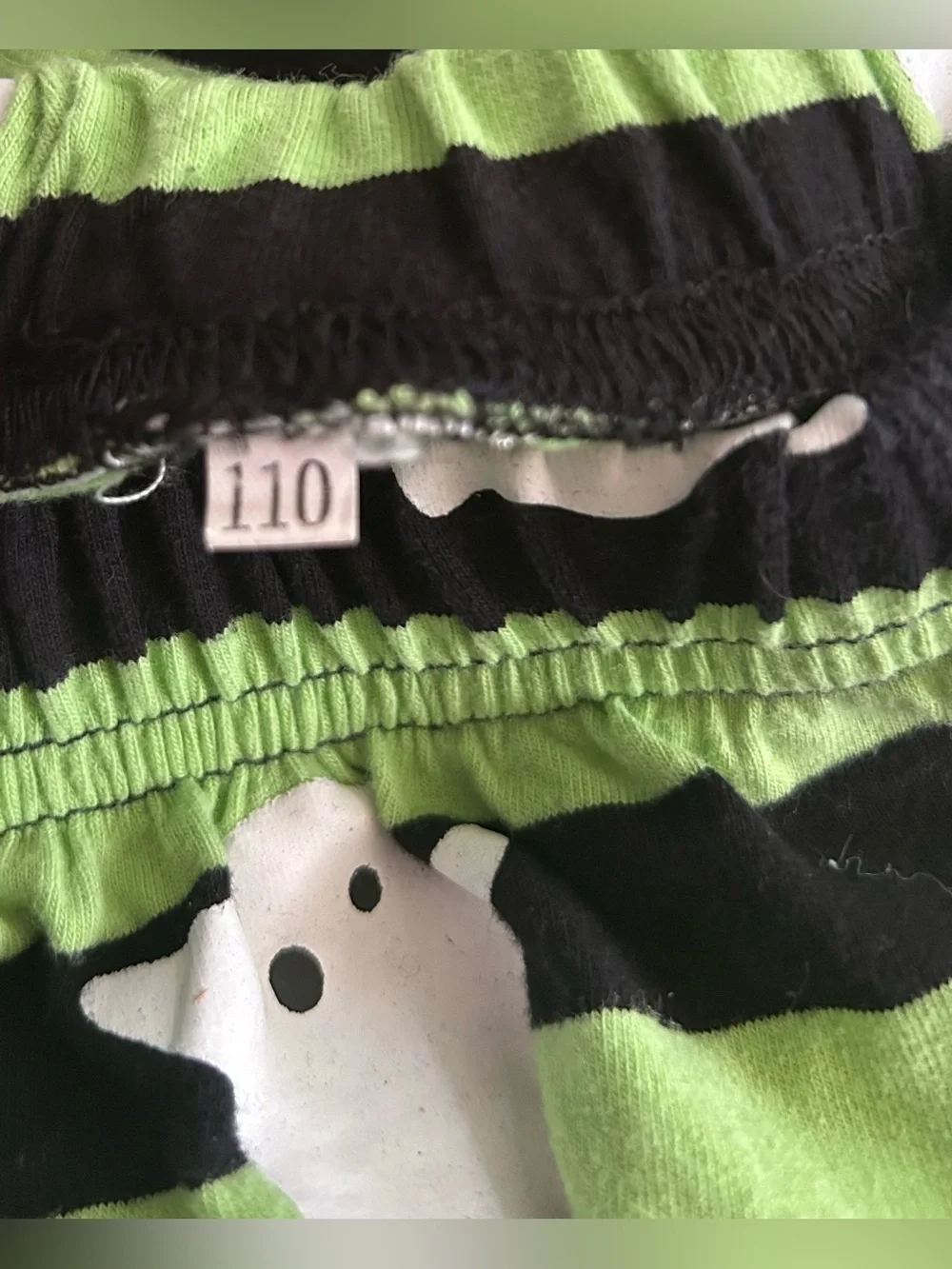 5/$20 Halloween Ghost Lounge pants size 110 (3y)